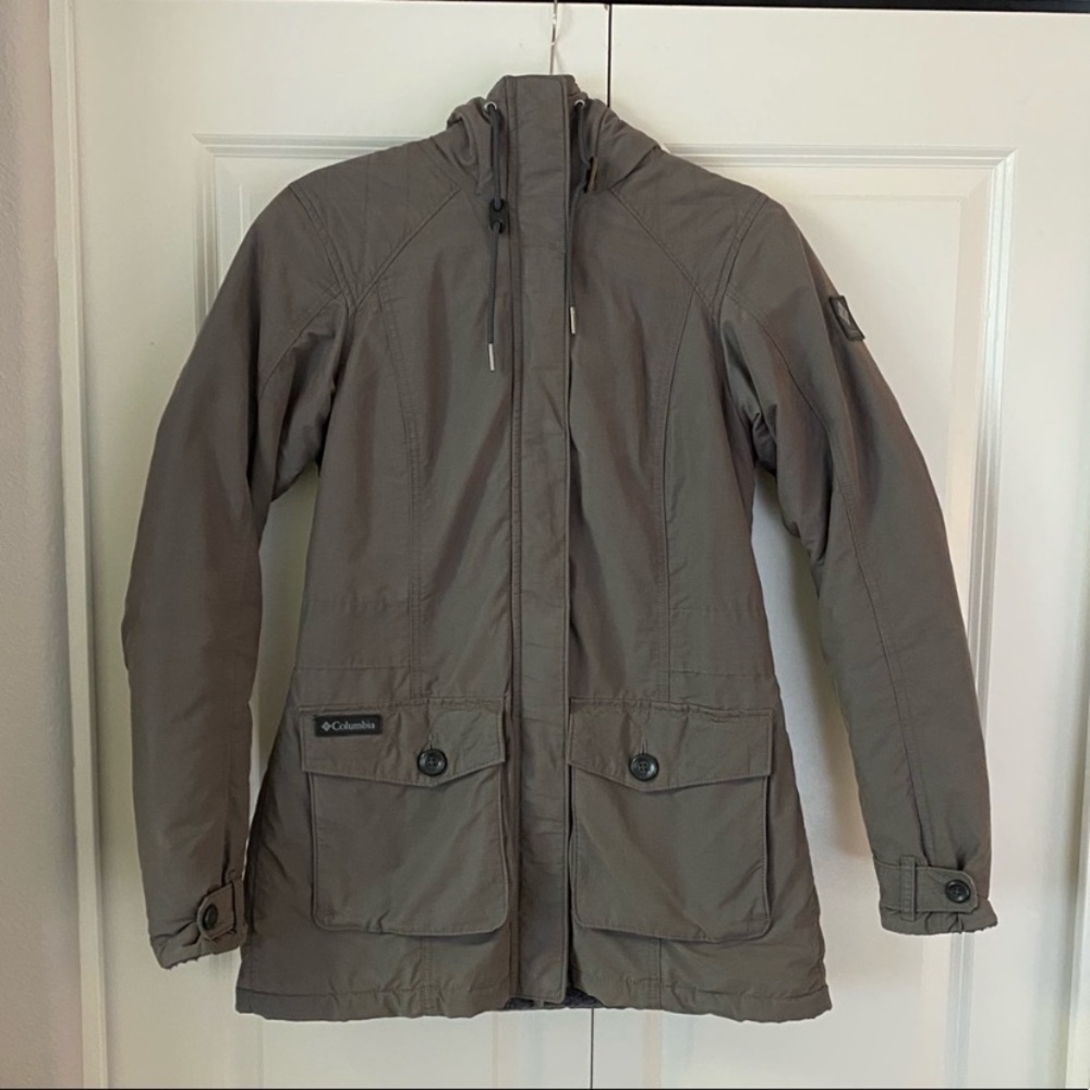 ISO ISO ISO this Columbia jacket in a XS